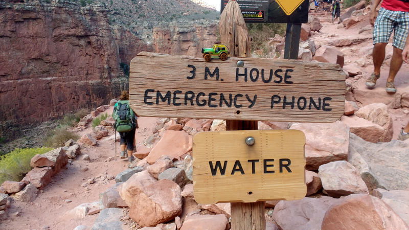 Illustration for article titled Grand Canyon's Green Jeep Tours